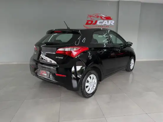 HYUNDAI-HB20-2013