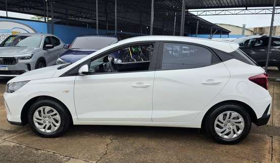 HYUNDAI-HB20-2023
