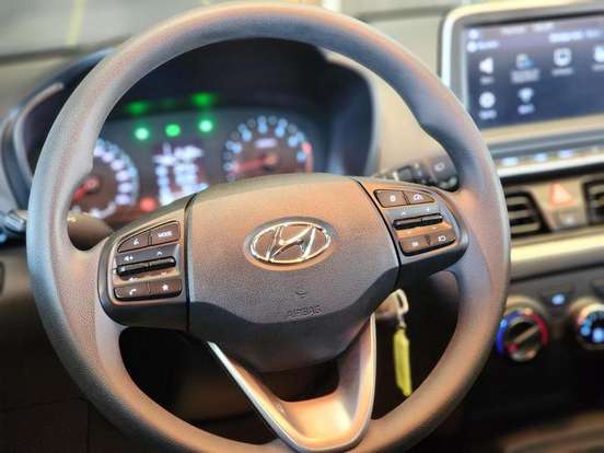HYUNDAI-HB20-2023