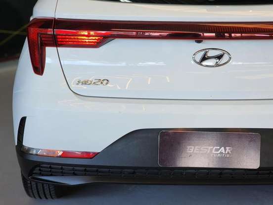 HYUNDAI-HB20-2023