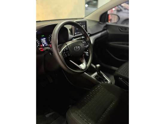HYUNDAI-HB20-2024
