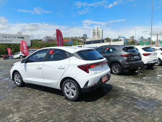 HYUNDAI-HB20-2024