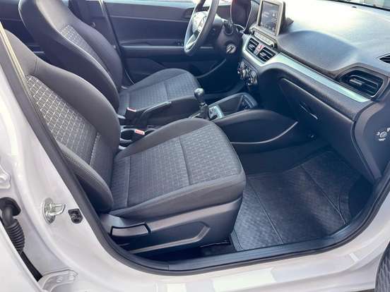 HYUNDAI-HB20-2025