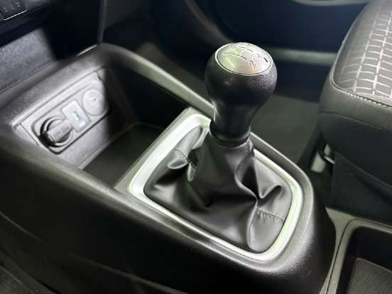 HYUNDAI-HB20-1.0 12V FLEX COMFORT PLUS MANUAL HYUNDAI-HB20-2024
