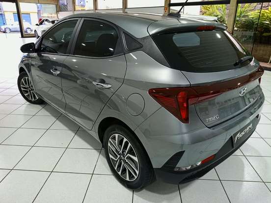 HYUNDAI-HB20-2024