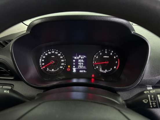 HYUNDAI-HB20-2023