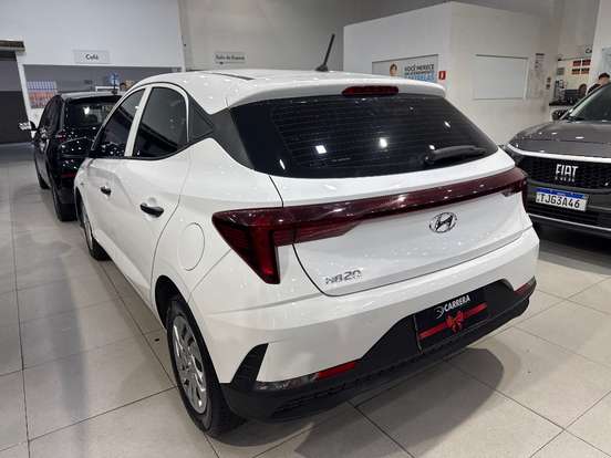 HYUNDAI-HB20-2023