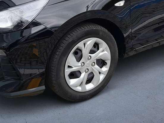 HYUNDAI-HB20-2024