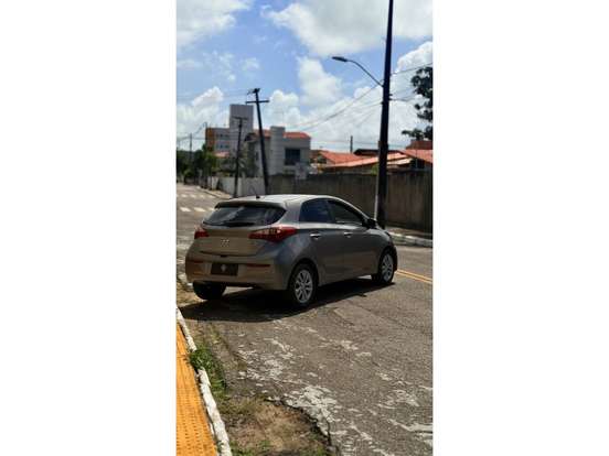 HYUNDAI-HB20-2018