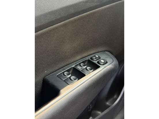 HYUNDAI-HB20-2018