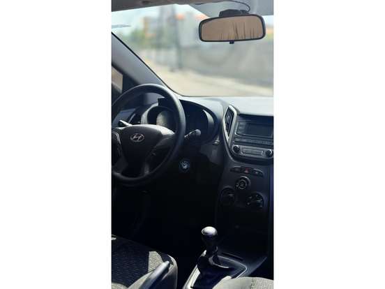 HYUNDAI-HB20-2018