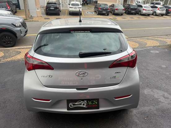 HYUNDAI-HB20-1.0 COMFORT 12V FLEX 4P MANUAL HYUNDAI-HB20-2013