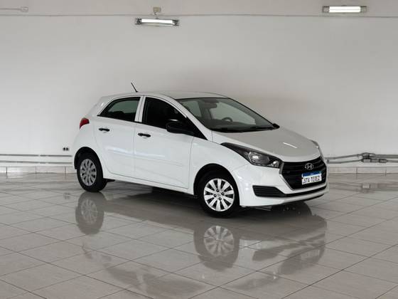 HYUNDAI HB20 1.0 COMFORT 12V FLEX 4P MANUAL