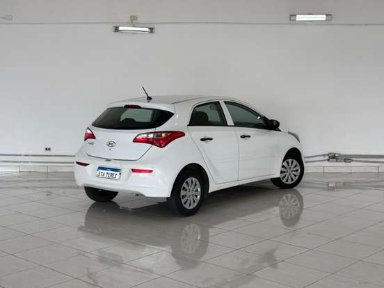 HYUNDAI-HB20-1.0 COMFORT 12V FLEX 4P MANUAL HYUNDAI-HB20-2017