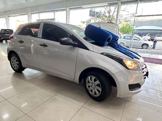 HYUNDAI-HB20-1.0 COMFORT 12V FLEX 4P MANUAL HYUNDAI-HB20-2017