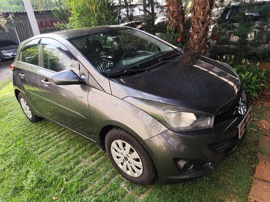 HYUNDAI-HB20-2013