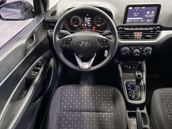 HYUNDAI-HB20-2023