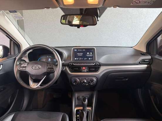 HYUNDAI-HB20-2023