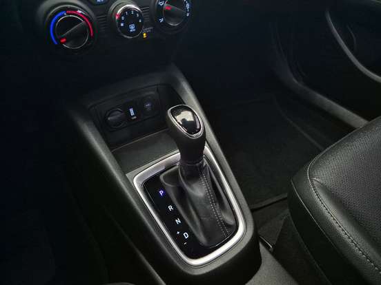 HYUNDAI-HB20-2023