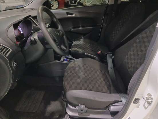 HYUNDAI-HB20-1.6 COMFORT PLUS 16V FLEX 4P AUTOMÁTICO HYUNDAI-HB20-2017