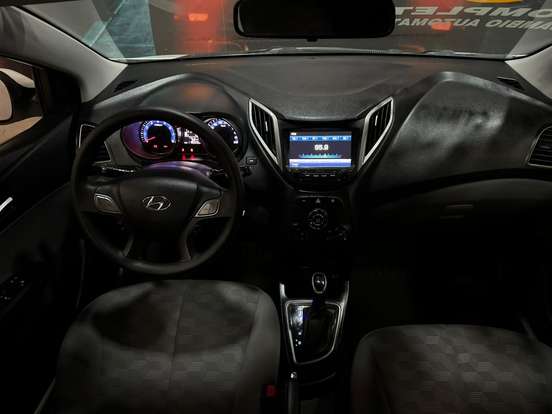 HYUNDAI-HB20-1.6 COMFORT PLUS 16V FLEX 4P AUTOMÁTICO HYUNDAI-HB20-2017