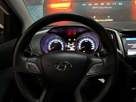 HYUNDAI-HB20-1.6 COMFORT PLUS 16V FLEX 4P AUTOMÁTICO HYUNDAI-HB20-2017
