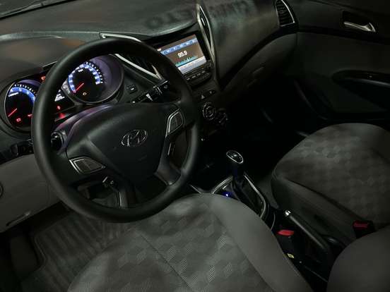 HYUNDAI-HB20-1.6 COMFORT PLUS 16V FLEX 4P AUTOMÁTICO HYUNDAI-HB20-2017