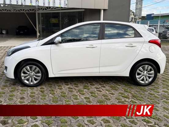 HYUNDAI-HB20-1.6 COMFORT PLUS 16V FLEX 4P MANUAL HYUNDAI-HB20-2016