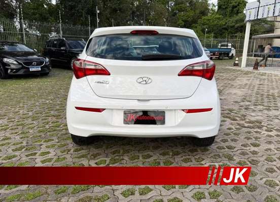 HYUNDAI-HB20-2016