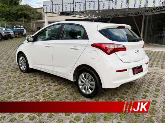 HYUNDAI-HB20-1.6 COMFORT PLUS 16V FLEX 4P MANUAL HYUNDAI-HB20-2016