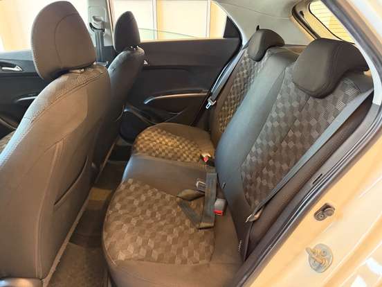 HYUNDAI-HB20-1.6 COMFORT PLUS 16V FLEX 4P MANUAL HYUNDAI-HB20-2015