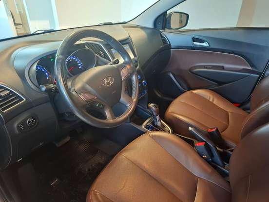 HYUNDAI-HB20-1.6 PREMIUM 16V FLEX 4P AUTOMÁTICO HYUNDAI-HB20-2016
