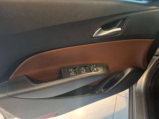 HYUNDAI-HB20-1.6 PREMIUM 16V FLEX 4P AUTOMÁTICO HYUNDAI-HB20-2016
