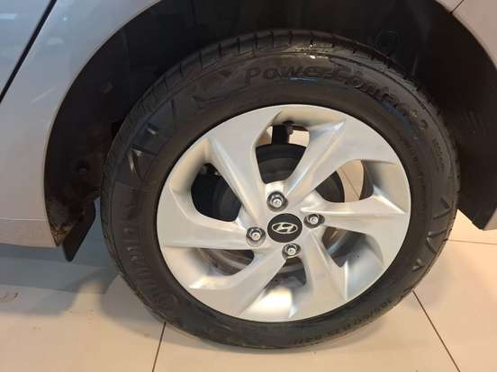 HYUNDAI-HB20-2016