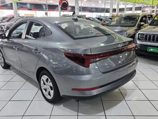 HYUNDAI-HB20S-1.0 12V FLEX COMFORT PLUS MANUAL HYUNDAI-HB20S-2024