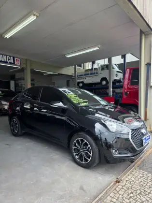 HYUNDAI HB20S 1.0 COMFORT PLUS 12V FLEX 4P MANUAL
