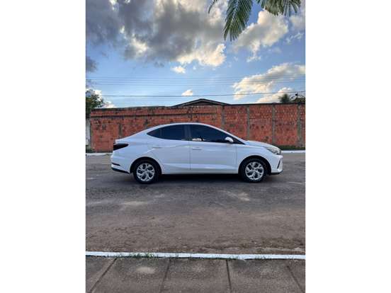 HYUNDAI-HB20S-2024