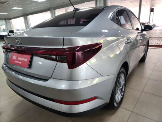 HYUNDAI-HB20S-2025