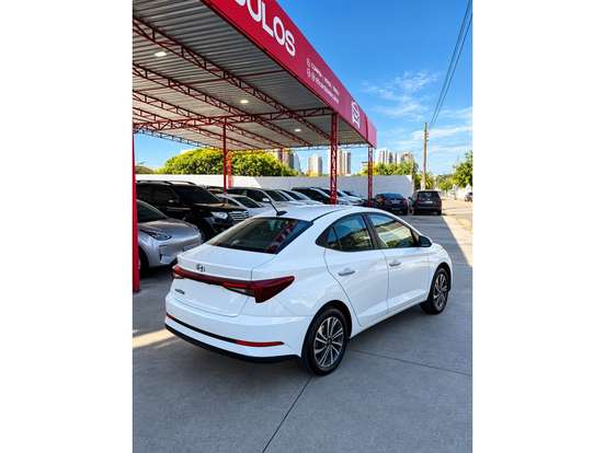 HYUNDAI-HB20S-2024