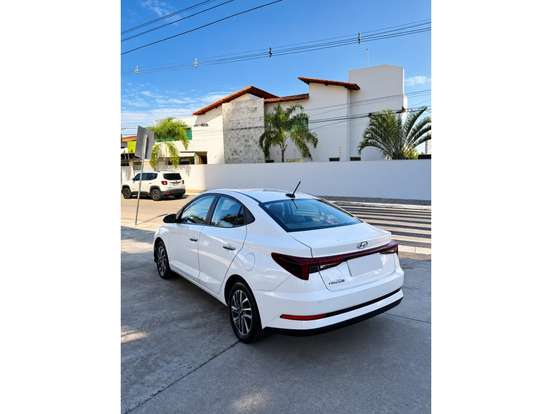 HYUNDAI-HB20S-2024