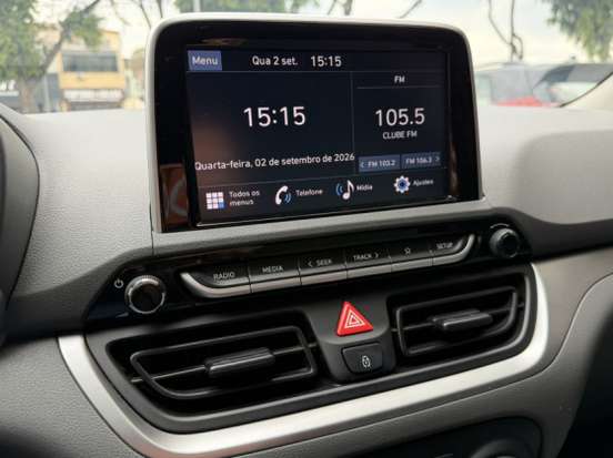HYUNDAI-HB20S-2023