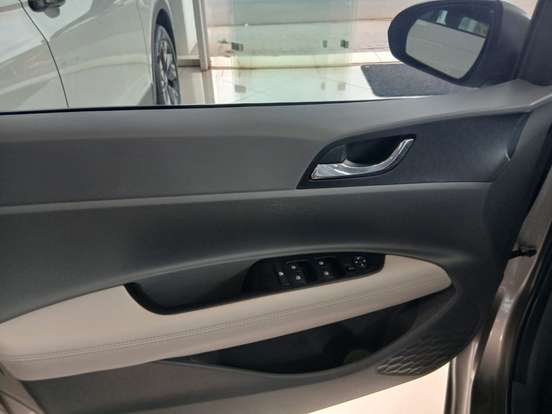 HYUNDAI-HB20S-2021