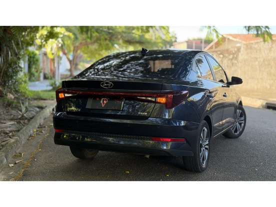 HYUNDAI-HB20S-2023