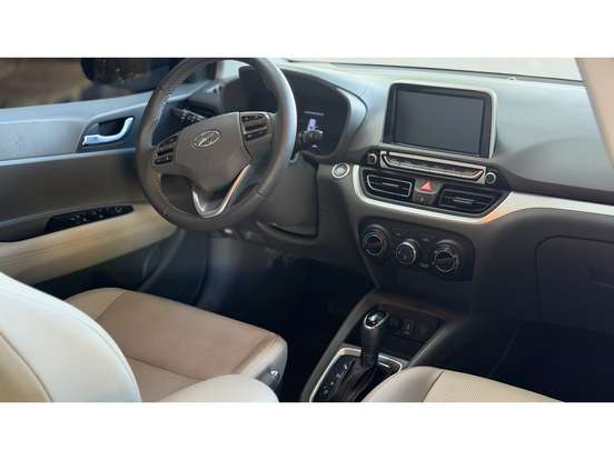 HYUNDAI-HB20S-1.0 TGDI FLEX PLATINUM PLUS AUTOMÁTICO HYUNDAI-HB20S-2023