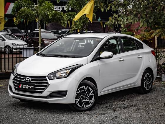 HYUNDAI HB20S 1.6 COMFORT PLUS 16V FLEX 4P MANUAL