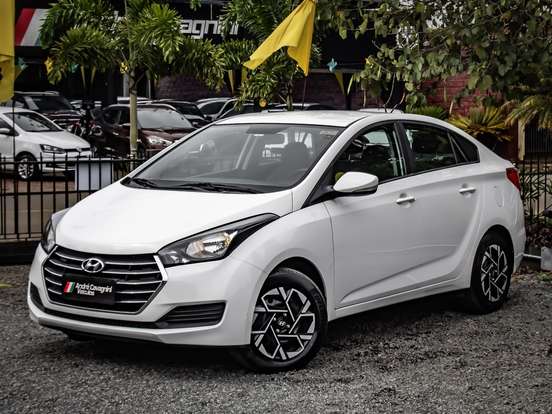 HYUNDAI-HB20S-1.6 COMFORT PLUS 16V FLEX 4P MANUAL HYUNDAI-HB20S-2017