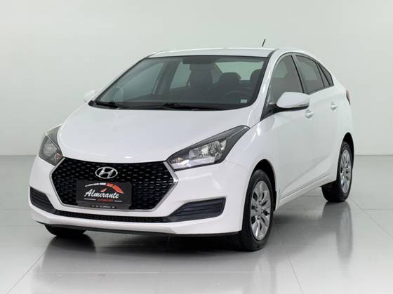 HYUNDAI HB20S 1.6 COMFORT PLUS 16V FLEX 4P MANUAL