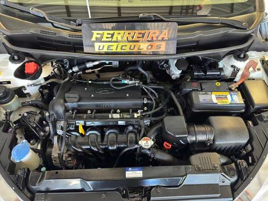 HYUNDAI-HB20S-1.6 PREMIUM 16V FLEX 4P AUTOMÁTICO HYUNDAI-HB20S-2015