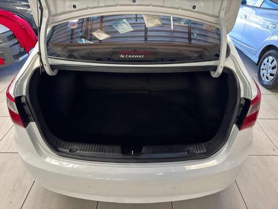 HYUNDAI-HB20S-2015
