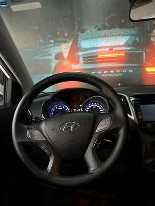 HYUNDAI-HB20S-2015